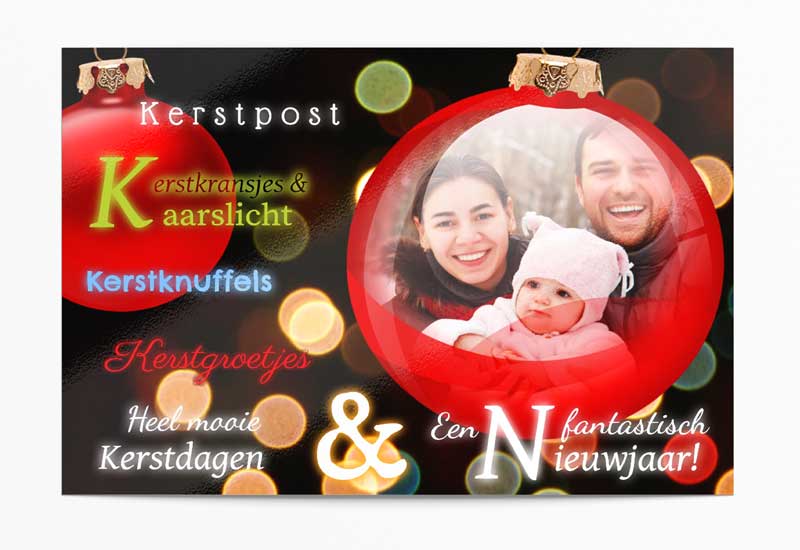 Kerstpost en kaarslicht