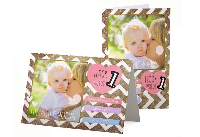 Girly uitnodigings met foto en gouden zigzagpatroon